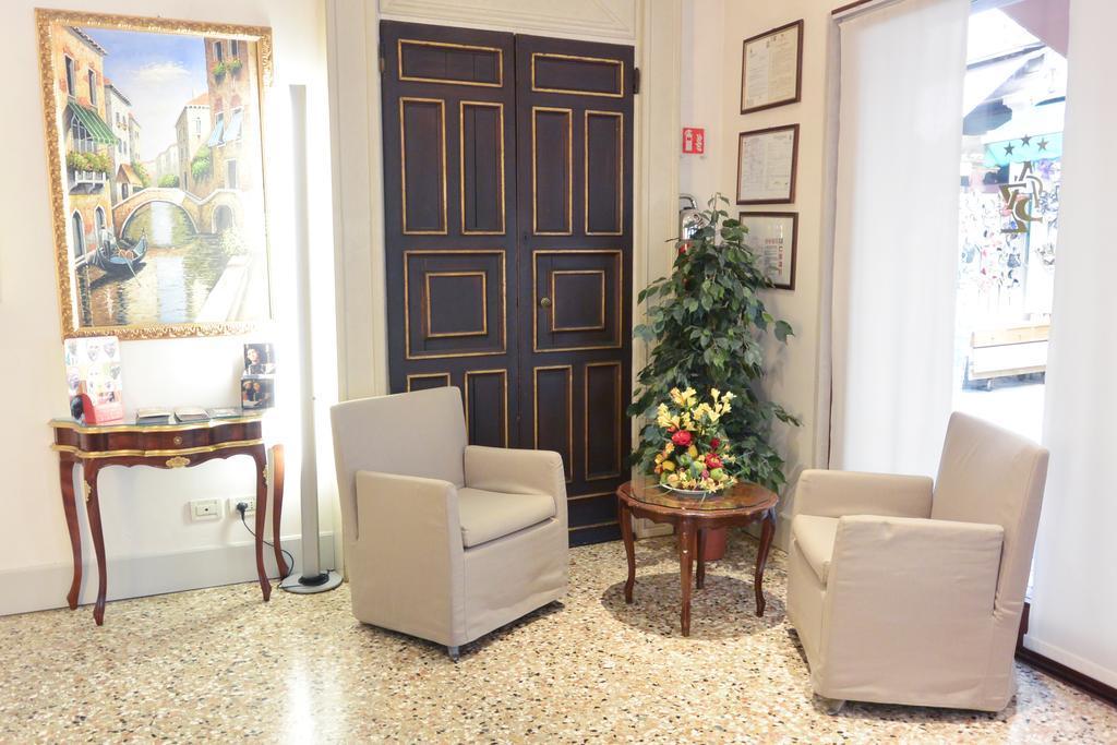 ונציה Hotel San Zulian מראה חיצוני תמונה