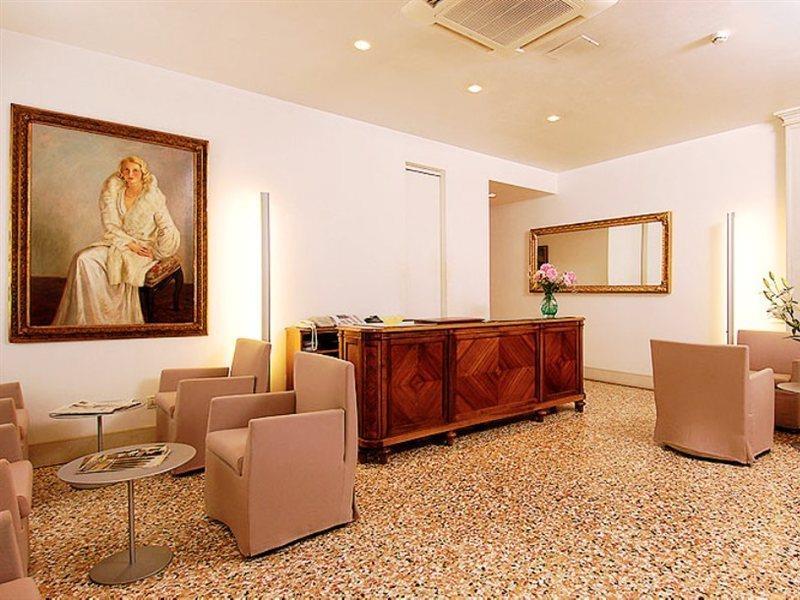 ונציה Hotel San Zulian מראה חיצוני תמונה