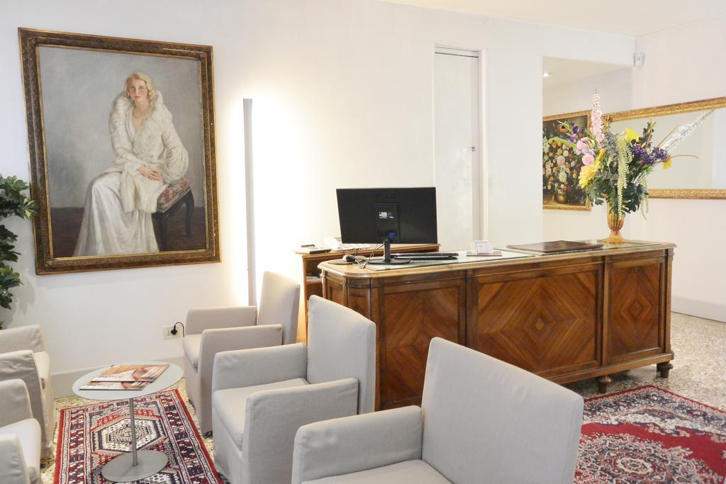 ונציה Hotel San Zulian מראה חיצוני תמונה